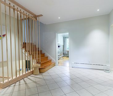 Av. Portland, H3V 1R6, Mont-Royal - Photo 1