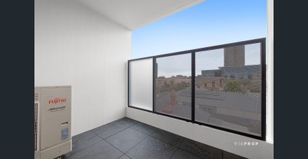 One bedroom with one carpark apartment at Box Hill Prime Location! - Photo 3