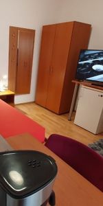 Eroii revolutiei giurgiului vila - Fotografie 3