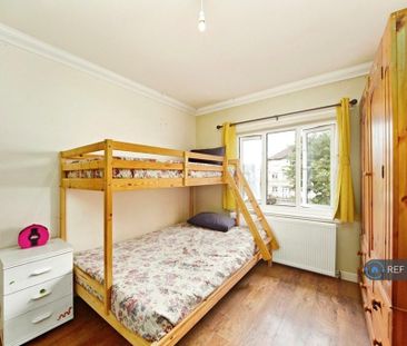 4 bedroom terraced house to rent - Photo 6