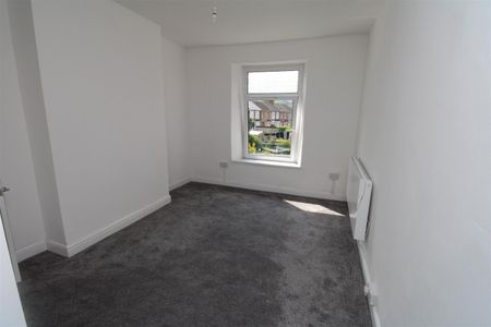 House For Rent Aberrhondda Road, Porth - Photo 4