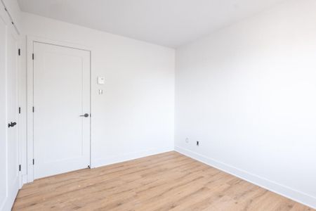 Appartement à louer - Laval (Chomedey) (Autres) - Photo 5