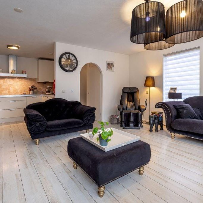 Huis te huur: Alban Bergstraat 25 1323 GG Almere - Foto 1