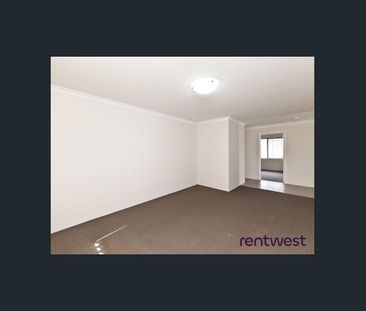 Spacious Home in Squires Estate, Baldivis - Photo 3