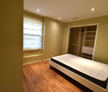 435 Tempe Crescent, North Vancouver (Basement Suite) - Photo 2