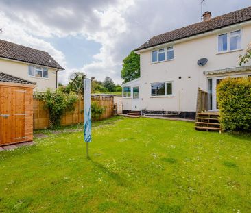 3 bedroom semi-detached house to rent - Photo 1