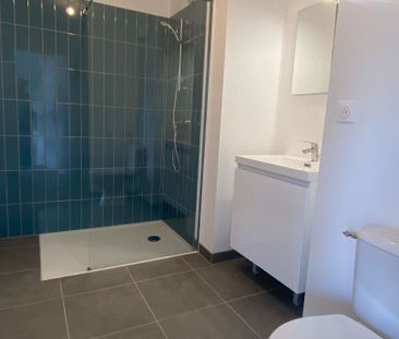 Location Appartement 1 pièce 34m² - Photo 2