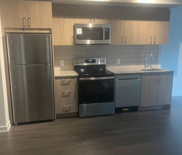 For Lease - 4010 Eglinton Avenue Unit# 411, Toronto, Ontario - Photo 5