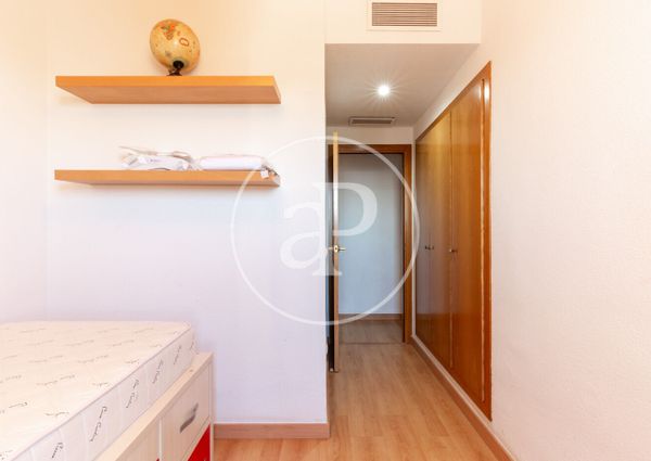 Penthouse for rent with Terrace in Paterna