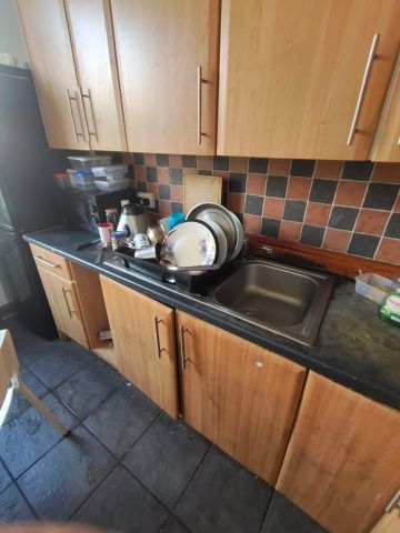 Room in a Shared House, Burley Road, LS4 - Photo 5