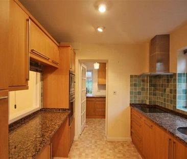 3 bedroom terraced house to rent - Photo 5