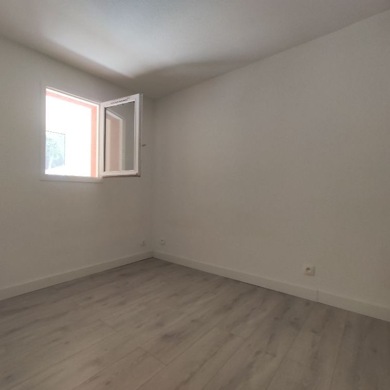Location Appartement 2 pièces 30m² CAGNES SUR MER 06800 - Photo 1