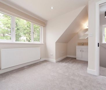 3 bedroom House To Let - Photo 3