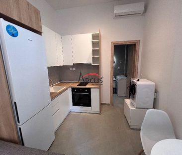 Studio/Γκαρσονιέρα για ενοικίαση Μαρτίου (Βούλγαρη - Ντεπώ - Μαρτίου) - Photo 3