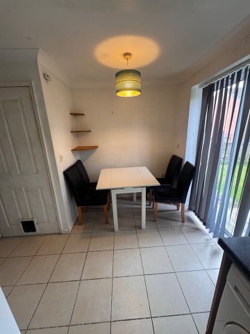 2 Bed Semi-Detached House, Cascade Drive, M7 - Photo 2