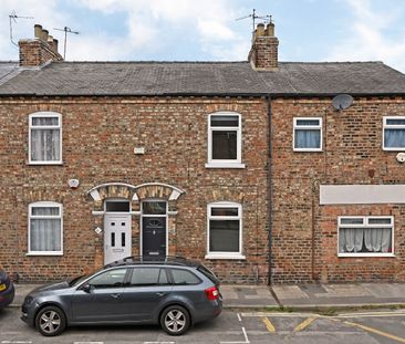 2 bedroom terraced house to rent - Photo 1