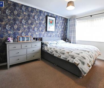 3 bedroom House To Let Total Size: 969 SQ FT - Photo 5