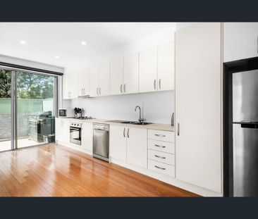 105/135 Lower Dandenong Road, Mentone, Vic 3194 - Photo 2