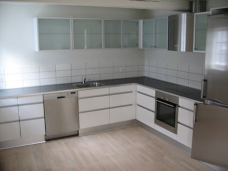 Lys lejlighed med moderne køkken og charmerende detaljer i Nyborg - Photo 2