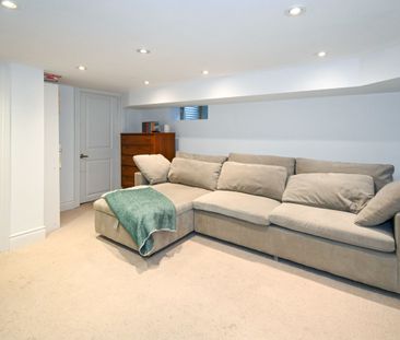 For Lease - 118 Rainsford Road, Toronto, Ontario - Photo 2