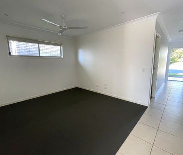 Beautiful home - Photo 1