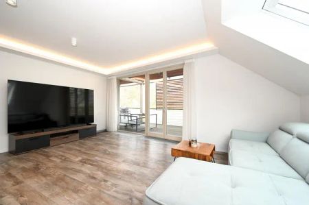 Bydlení Smetánka, prostorný byt 4+kk, 143 m - Fotografie 4