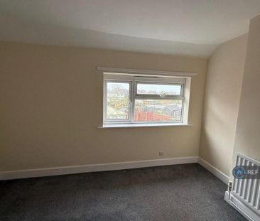 3 bedroom end of terrace house to rent - Photo 1