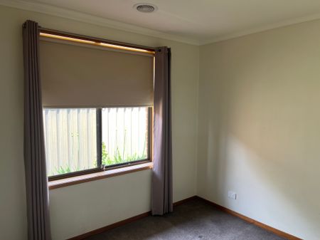 Neat And Tidy Two Bedroom Unit- Only 2 On The Block - Photo 4