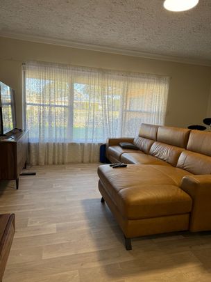 Athelstone - Photo 1