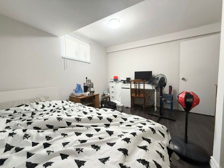 For Lease - 38 Deepdale Drive Unit# Lower, Toronto, Ontario - Photo 2