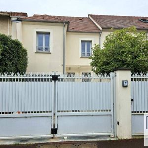 Location maison 4 pièces 97 m² à Jouy-en-Josas (78350) Les Metz Pont Colbert - Photo 3