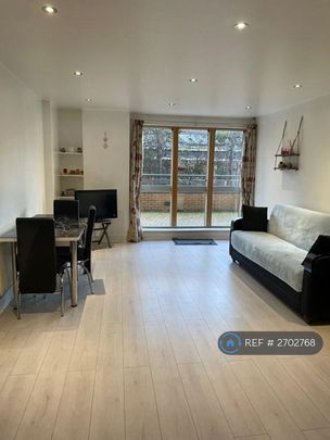 2 bedroom flat to rent - Photo 1