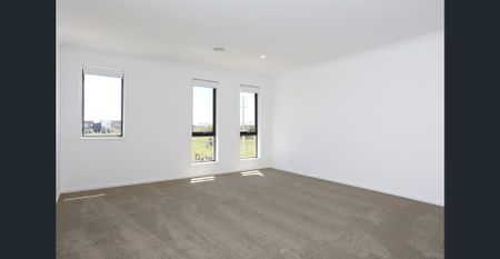 good home great location - Photo 3