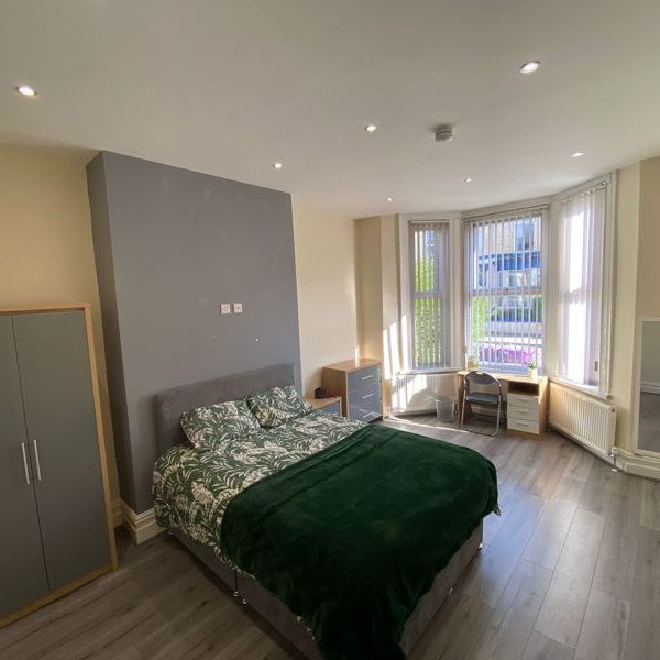 Hawarden Avenue, Liverpool - Photo 1