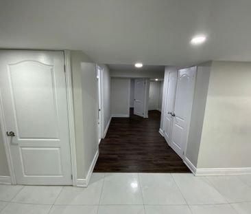 For Lease - 923 Guinness Crescent Unit# B, Barrhaven, Ontario - Photo 5