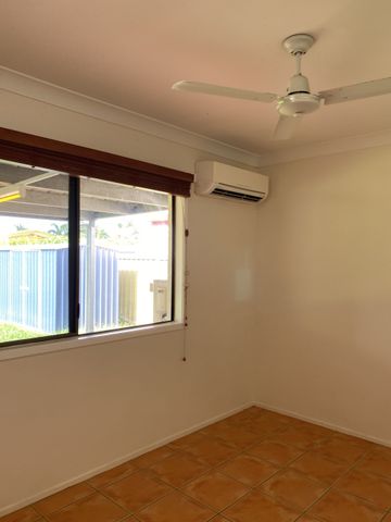 27 Canterbury Road, Kirwan - Photo 4