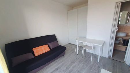 Studio meublé à 100 m de la gare de Houilles - Photo 2