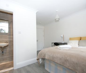 Room in a Shared House, Carlisle Avenue, W3 - Photo 2