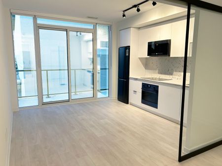 For Lease - 5 Defries Street Unit# 423, Toronto, Ontario - Photo 2