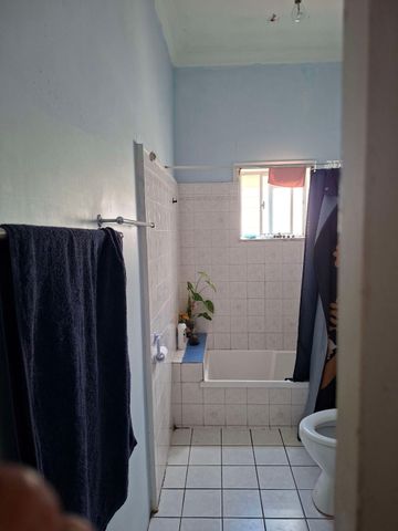 Greenslopes - Photo 2