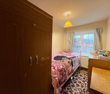 Sturt Road, Frimley Green, Camberley, GU16 - Photo 5