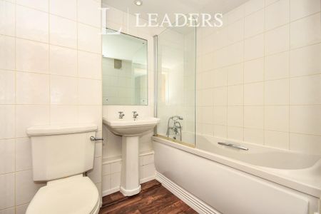 2 bedroom apartment to rent - Photo 5