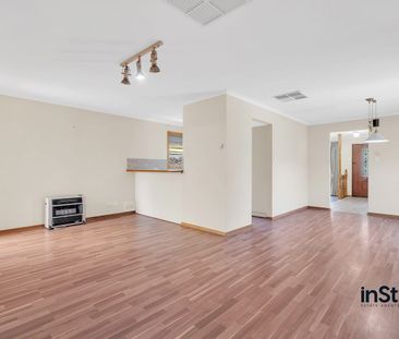 Beautifully Presented 3 Bedroomed Home on Hyde Park Gardens - Photo 1