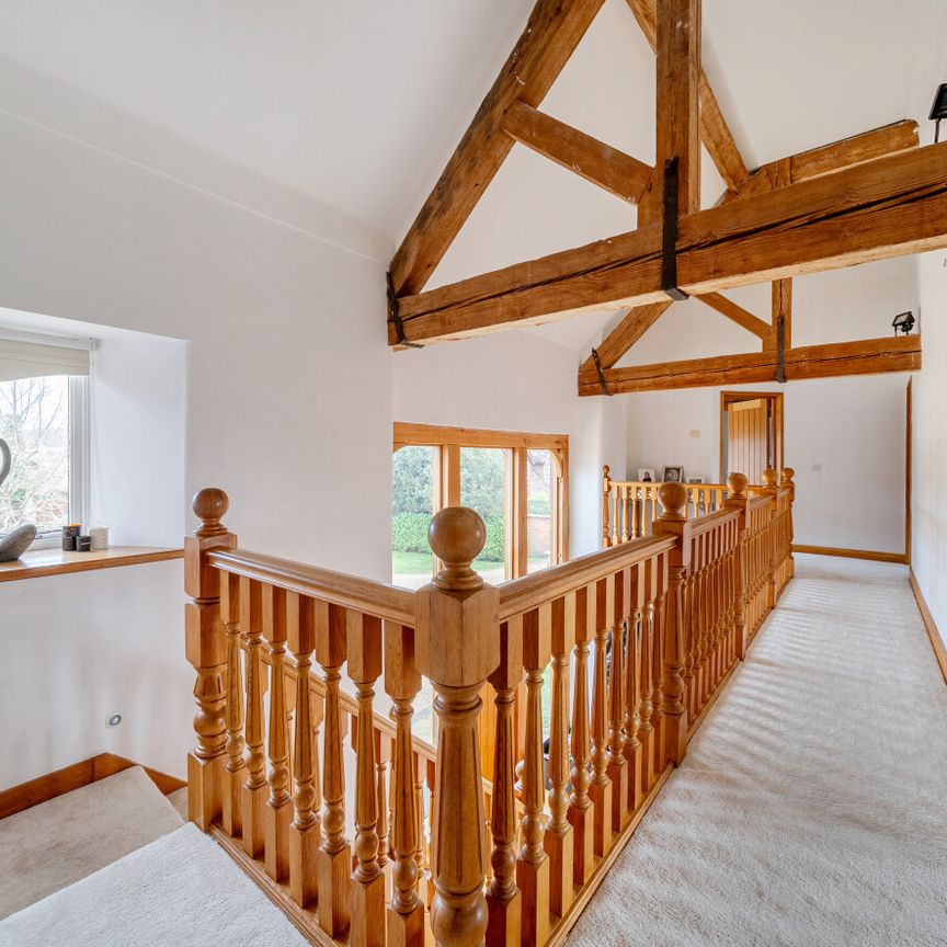 5 bedroom house to rent - Photo 1