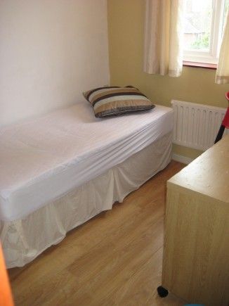 5 Bed - Cunningham Road, Norwich - Photo 4