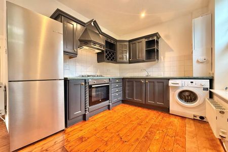 2 bedroom terraced house to rent - Photo 4