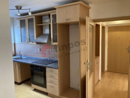 Pronájem bytu 3+1 69,5 m - Fotografie 3