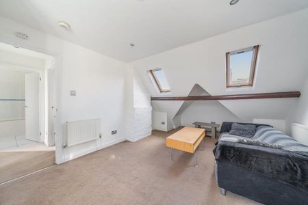 26A Station Approach, West Byfleet - 1 bedroomProperty for lettings - Seymours - Photo 5