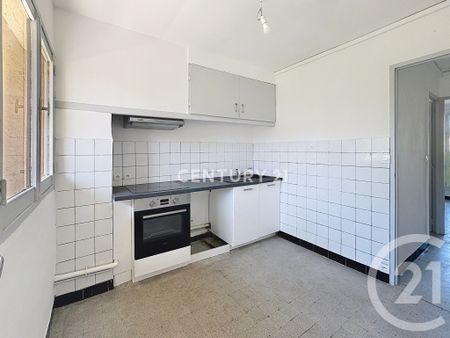Location Appartement 3 pièces 52m² AUBAGNE 13400 - Photo 4
