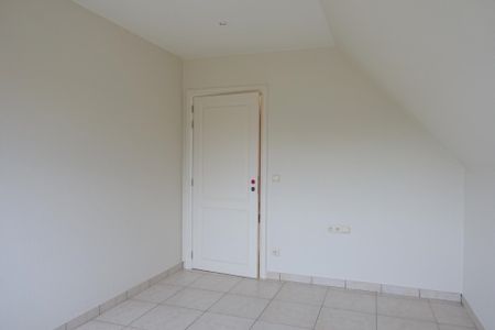 Zeer ruime villa gelegen te Bekegem - Photo 4